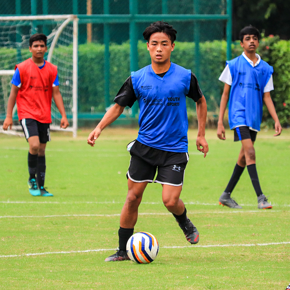RFYS Football Season 2022-23 Ahmedabad City Championship: Cosmos Castle  International School Vs The H.B. Kapadia New High School, Memnagar – RF  Youth Sports